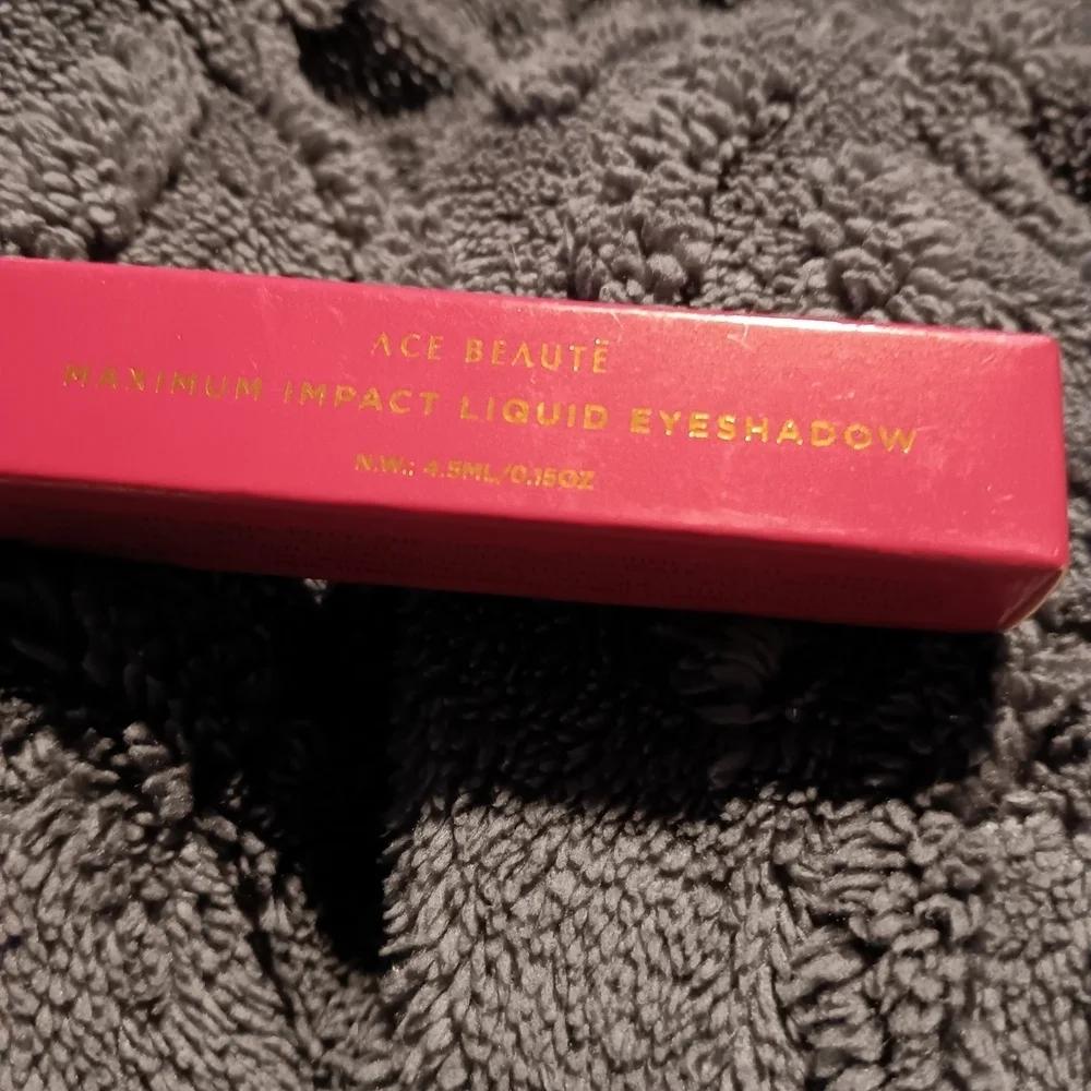 Ace Beaute Maximum Impact Liquid Eyeshadow - Pink